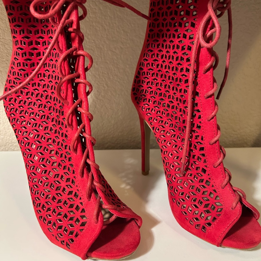 Wild Diva- Red Platform Heels size 7 1/2